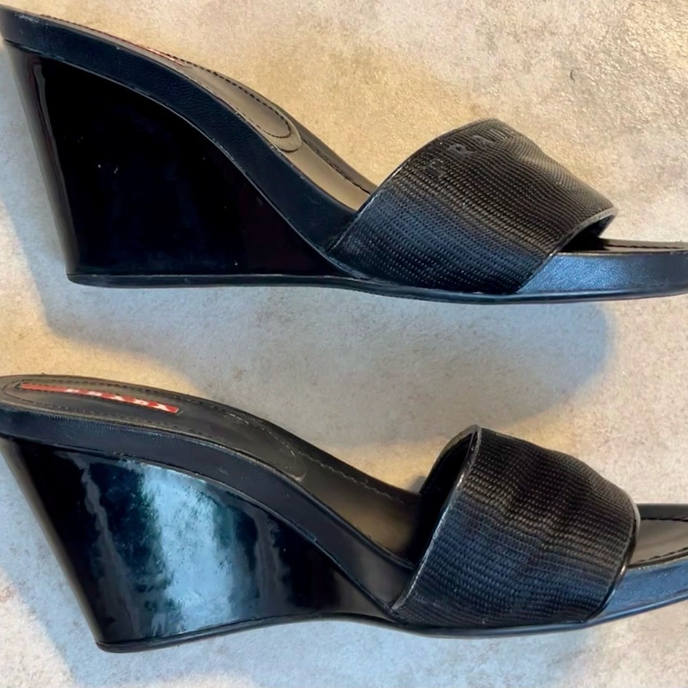 Prada Black/Sport NASTRA size 38 (8) Women Nylon Patent Leather Wedge Sandals